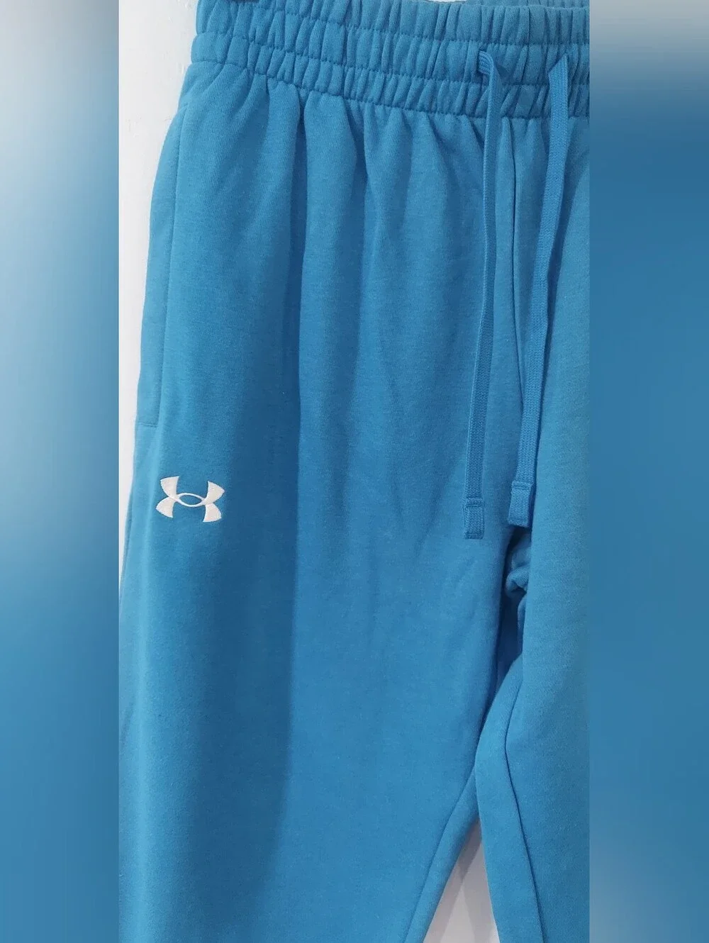 Under Armour Men’s Blue Performance Jogger Pants